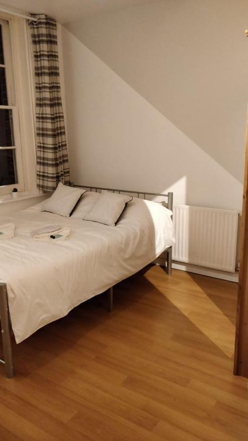 Fieldgate Spacious Rooms London Exterior photo